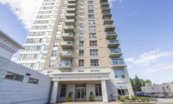 # Bath
2
Sq Ft
967
MLS
1028123
# Bed
2
Beautiful open concept 967 square feet 2 bedroom condo with a great view of Ottawa. Close to shopping, parks, Rideau River pathway for nature lovers and french elementary school Trille de Bois. Hardwood floor in