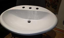New sink, doesn't come with any hardware.
Like new, unused - excellent condition
At widest points it is
29" wide, 19" long, 8" deep
Including toilet paper dispenser for 2x regular sized rolls
Can be picked up at Bathurst/Bloor or Richmond Hill.
Delivery
