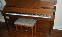 Reduced Price
Willis Piano - Apartment Size Upright (height 37")
Serial # 7825067
Made in Canada
Approx. 20 years old
Excellent Condition