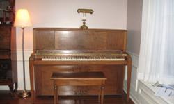 Mason & Risch studio size acoustic piano
walnut satin finish with matching bench
restrung with new hammers & dampers
built in 1950's
60-1/2" wide x 45" high x 24" deep
a great mid-priced piano for a student! served our daughter well!