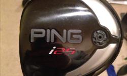 Up for sale is a PING I25 left handed driver. club has a regular flex tfc800 anser shaft in it and has 9.5 degrees of loft. Club was meant to be a demo club but ended up not being used very much. Only a few hits. has a couple marks here and there from