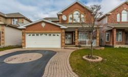 # Bath
4
MLS
978654
# Bed
6
Fully bricked single home in a central location.This home has gorgeous hardwood flrs and crown moulding throughout. Open concept kitchen with tons of cupboard space, ceramic flrs and an attractive island in the center.Second
