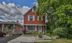 # Bath
2
# Bed
4
Spacious beautiful brick home with 3+1 bedrooms & 2 full bathrooms in a great neighbourhood of Westboro! Hardwood & ceramic flooring, large kitchen, main floor bedroom that is used as den, second kitchennette upstairs, large 3 bedrooms,