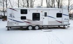 Bought new in 2009,used when we built a house for 5-6 months and took it to Owen Sound twice! Was bought in havelock(Dee-Jays) has less than 1000km and is in mint cond,like new,no B.s. and we do not smoke or have pets in the trailer!Paid over $20k with