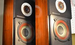 WORK AND SOUND LIKE NEW
Clean, smoke-free pair.
Tweeter adjustment pots deoxidized and lubed, for crystal-clear sound. LM-110, LM-220 and LM-330 are known for peeling veneer, so two coats of nice amber lacquer finish were applied to prevent that.
These