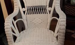 BEAUTIFUL ROCKER FOR SALE
EXCELLENT FOR PORCH OR INSIDE HOME
IN LIVING ROOM OR A BEDROOM