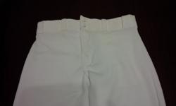 These pants are in excellent condition. Size 8.