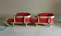 This is a great sled and would be a helpful addition to any family with two small children/babies.  It is in great condition and I am only selling it because my eldest child is getting to heavy.  It is a Streamridge which is the name of a company located