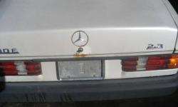 Hi,  for 85 Mercedes Benz 190 E ,  4 mag-wheels original painted white.floor jack,right rear taillight,2 front headlight assembley park light covers cracked the one side of the grill  Please call. ( THE COMPLETE CAR SOLD) @ 416 258 1270 or 416 745 9830