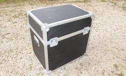 Ocean Road/flight case for 4x10 bass cabinet. Or guitar amp, drums or anything else that will fit. Has inch think foam on every side. Dimensions inside in inches 24.5 high, 25 wide and 17 deep. Also if you were to cut away some of the foam, you would have