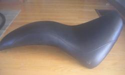 profiler seat fits models 1999 - 2009 may fit others ????
 style and comfort. hardly used, still like new $275.00