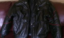 Men's leather 2 pce snowmobile / atv suit by Wolff Cda
Size XXL