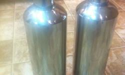 Two brand new stainless mufflers. Never installed. Apprx 18" long overall, inlet apprx 2-3/8" ID, body is apprx 5-1/2" in diameter.
Asking $50 for the pair.
This ad was posted with the Kijiji Classifieds app.