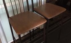 bar stools in very good condition