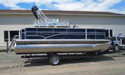 Sylvan 2016 8520 Mirage CNF RE SYLP1055
Great fishing and family fun come together in the 8520 Mirage Cruise and Fish. Serious anglers get serious amenities and plenty of elbow room, and the whole family will enjoy the excitement of cruising and