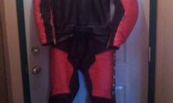 TEKNIC LIGHTNING TWO PIECE ROAD/RACE LEATHERS
SIZE 46 USA 56 EURO
WITH SPYKE KNEE SLIDERS
EXCELLENT CONDITON
USED VERY LITTLE SMELLS NEW STILL
WITH MATCHING LARGE GLOVES AS NEW CONDITION
 
ICON STRONGARM JACKET SIZE XL
WITH ARMOUR AS NEW CONDITON
 
BEST
