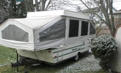 Tent Trailer Rockwood 1995 12 ft.model, comes with fridge, stove, etc. Easily trailerable.