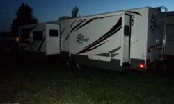 2008 Terry Resort 36ft,Tandum axel,Aluminum rims,Winter Package,Aluminum frame ligth weigth,AC,Outside Shower,Power Yawning,2 power slide outs,Leveling jacks,2 x 30lb Propane bottles,Smoked glass,New Batteries,Ajustable stablizer hitch for towing,Dark