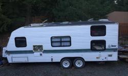 20 foot travel trailer 4000$ or trade