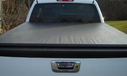 The tonneau cover came with the truck but I had no need for it. Already had one from previous truck (folding kind). Cover was used for 4-5 months (previous owner). Excellent condition.
GM part# 19243600
Shield the cargo in your Silverado and help protect