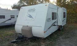 GREAT OUT OF SEASON DEAL
Easy tow approx 4300lbs dry weight, 26? travel Trailer, ideal for a couple but sleeps six, front queen bed , sofa/bed slide, booth dinette/ bed, rear bathroom c/w toilet, sink & tub/shower, plenty of cupboards & large wardrobe,