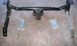 V-5 rated heavy duty universal trailer hitch to fit 2000 and up
TOYOTA TUNDRA
5000 lb trailer and 500 lb tonque weight with 2 inch receiver
hitch extends out to 38 '' wide frame width, with 10 1/2 inch
high side brackets and torque brackets $150. or best