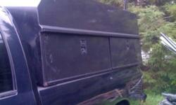Contractors cap with side doors and inside shelf and ladder rack
This ad was posted with the Kijiji Classifieds app.