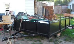 8ft. Utility Trailer in very good condition.