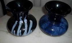 Vintage Blue Mountain Pottery(BMP) Two Vases In Granite Blue And Cobalt Blue
 
Beautiful pottery pieces with no cracks,nicks,chips,etc...Excellent condition.
 
Both vase stand 5"(13cm) tall.
Please see pictures
 
No E-Mails Or Messages, PHONE CALLS ONLY