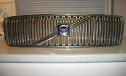I AM SELLING A GRILLE FOR A S80 VOLVO IT IS IN EXCELLENT
   CONDITION IT FITS 1999 - 2003 
 
    I AM ASKING $100 OR BEST OFFER
 
    IF INTERESTED PLEASE E MAIL ME THANKS