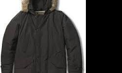 POLY FILL, FULL LENGHT WINTER PARKA, COYOTE FUR HOOD RIM, EX MNR , GOOD TO NEW CONDITION , MOST SIZES
SMALL AND MED USED : $40
LARGE AND XL USED : $50
ALL SIZES NEW :$60