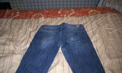 Women's guess jeans
Both light wash jeans size 29
Dark was jeans size 30 (long)
 
Located in Forest - willing to meet up in Sarnia