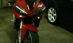 The bike was droped at low speed, All new fairings from front to back are 525$ on ebay if the bike doesent sell before spring id be more than happy to keep it for the summer. Interested in trades.
This ad was posted with the Kijiji Classifieds app.