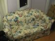 PERFECT CONDITION LOVE SEAT (High quality - Regal)