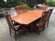 Solid Oak dinning room table and chairs