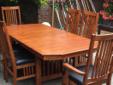 Solid Oak dinning room table and chairs